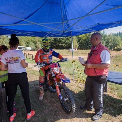 Kilian Zierer - Rennbericht Extreme Enduro Fenix Extreme Enduro Fenix!Das vorige Wochenende stand wieder einmal im Zeichen eines Extreme Enduro Rennens, diesmal in Bosnien-Herzegowina das Fenix Extreme Enduro. Eine 3 Tage Veranstaltung mit 3 unterschiedlichen Disziplinen...
