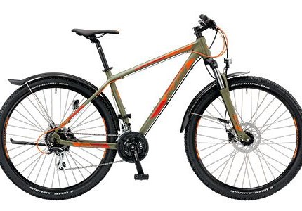 KTM Chicago 29.24 KTM Chicago 29.24, HD Street, 53cm, 24-GangRahmen: Ultra 29", AlloyframeFarbe: olive/mattSchaltung: Shimano Altus M310Reifen: Schwalbe Smat Sam 54-622Zul.Gesamtgewicht: 130 kgGesamtgewicht: 16,4 kg