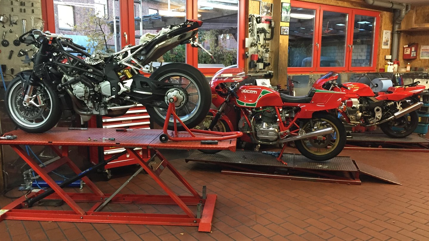 MOTORRAD