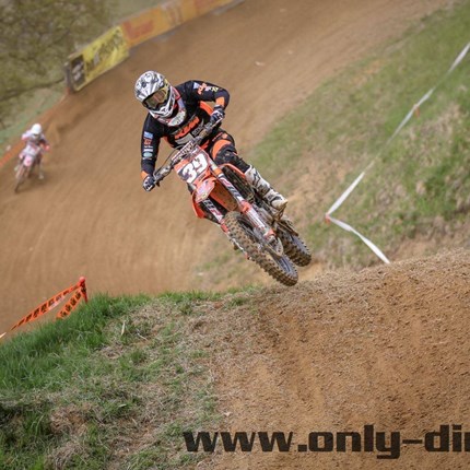 Markus Hirtl - Paldau Am vergangenem Ostermontag fand wieder traditionell die Motocross Staatsmeisterschaft in Paldau statt. Bei einem sehr starken internationalem Starterfeld mit 41 Startern konnte ich mich als 16 schon sehr gut für die beiden...