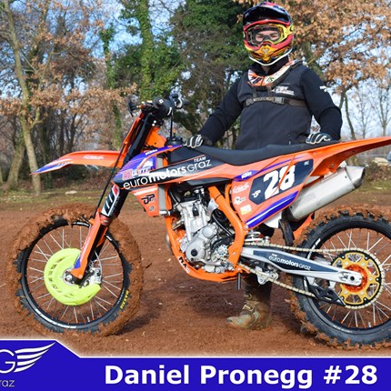 Enduro und Motocross Weekend in Porec/Tar Ein Teil der Euro Motors Graz Team Piloten nutzten die Gelegenheit und nahmen am Enduro und Motocross Weekend in Porec/Tar zum Training Teil. Weitere Fotos und ein Bericht folgen in den nächsten Tagen auf unserer Facebook-...