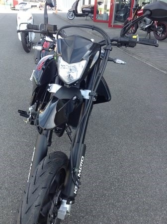 TW 125 SM