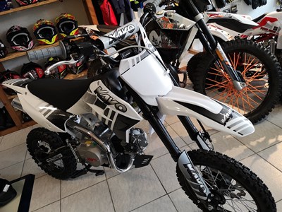 Racing Bull 125