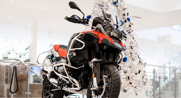 KRAMPUSTAG BEIM BMW WIEN MOTORRADZENTRUM