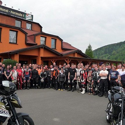Angasen am 29.04.2012 Unser diesjähriges Angasen war dank “Wettergott Micha” und “Eventmanager Steven” ein absuluuudes Erlebnis. Von Lößnitz aus ging’s über Bernsbach, G...