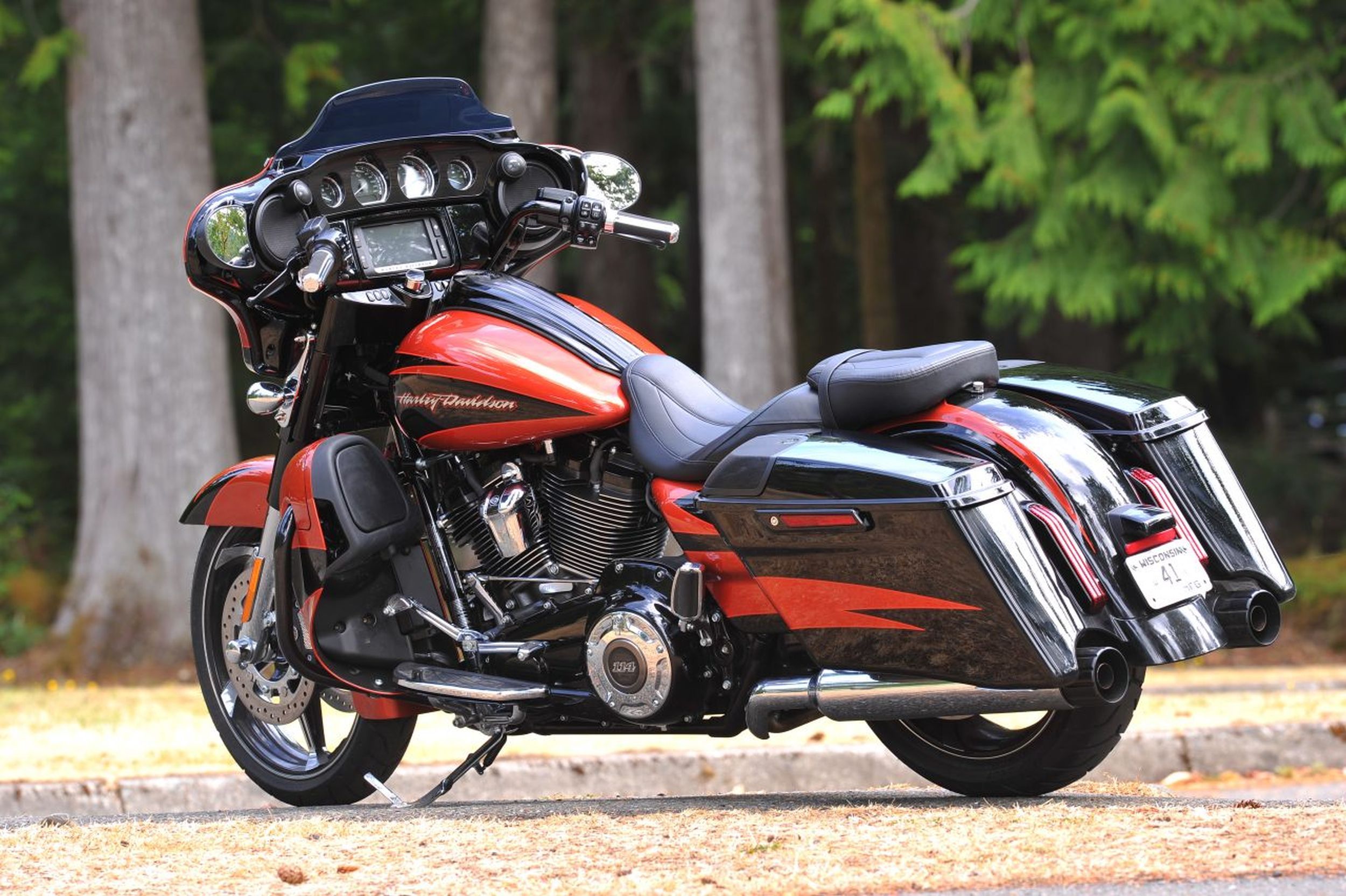 Gebrauchte HarleyDavidson CVO Street Glide FLHXSE Motorräder kaufen