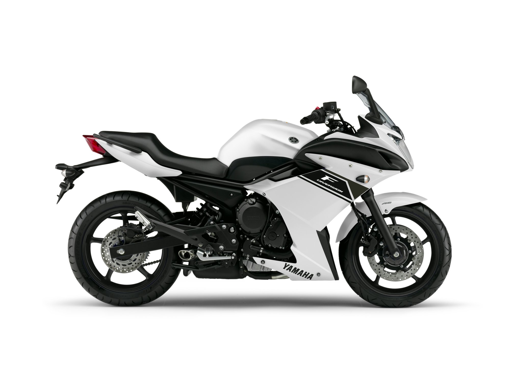 Yamaha XJ6 Diversion F ABS Bilder und technische Daten