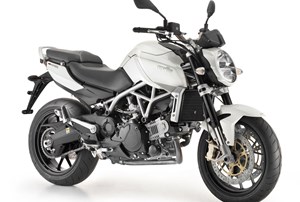 Aprilia Mana 850