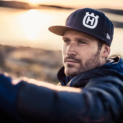 Highlights Husqvarna Casual Clothing 2019
Die neue Husqvarna Casual Clothing Kollektion 2019!!!
Vorbei schauen lohnt sich :)