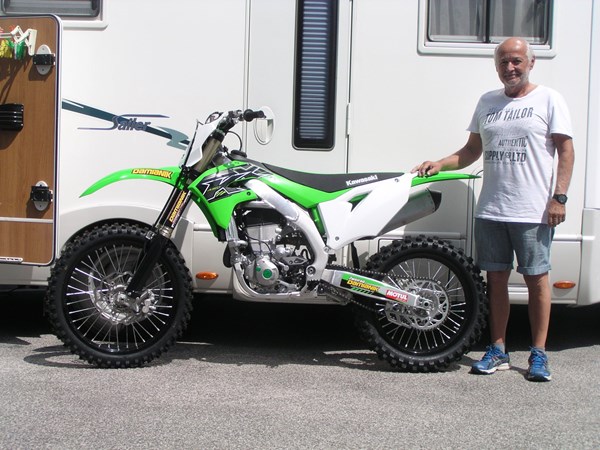 KX 450 zum Geburtstag!