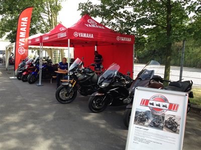 Yamaha Deluxe Tag bei MotoStudio