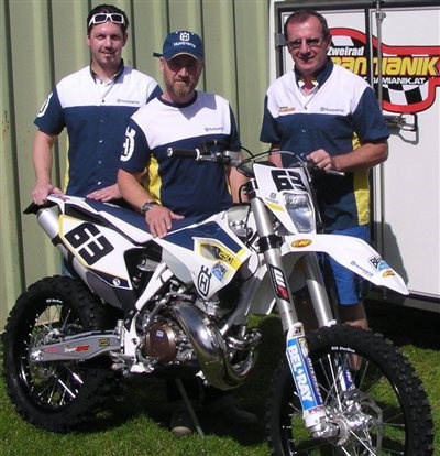 Roland Düringer auf Husqvarna!!!