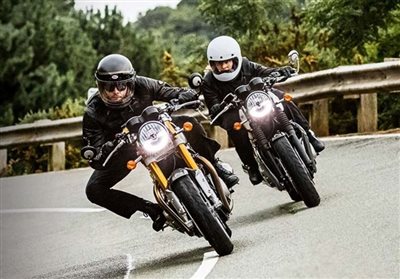 THRUXTON R PROMOTION 2017