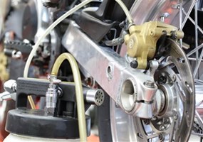 Verschleißteile, Reparatur und Servicearbeiten Wir sind nach wie vor mit gleichem Team und unseren bekannten Leistungen für alle
Motorradfahrer im Großraum Reutlingen der Ansp... Weiter >>