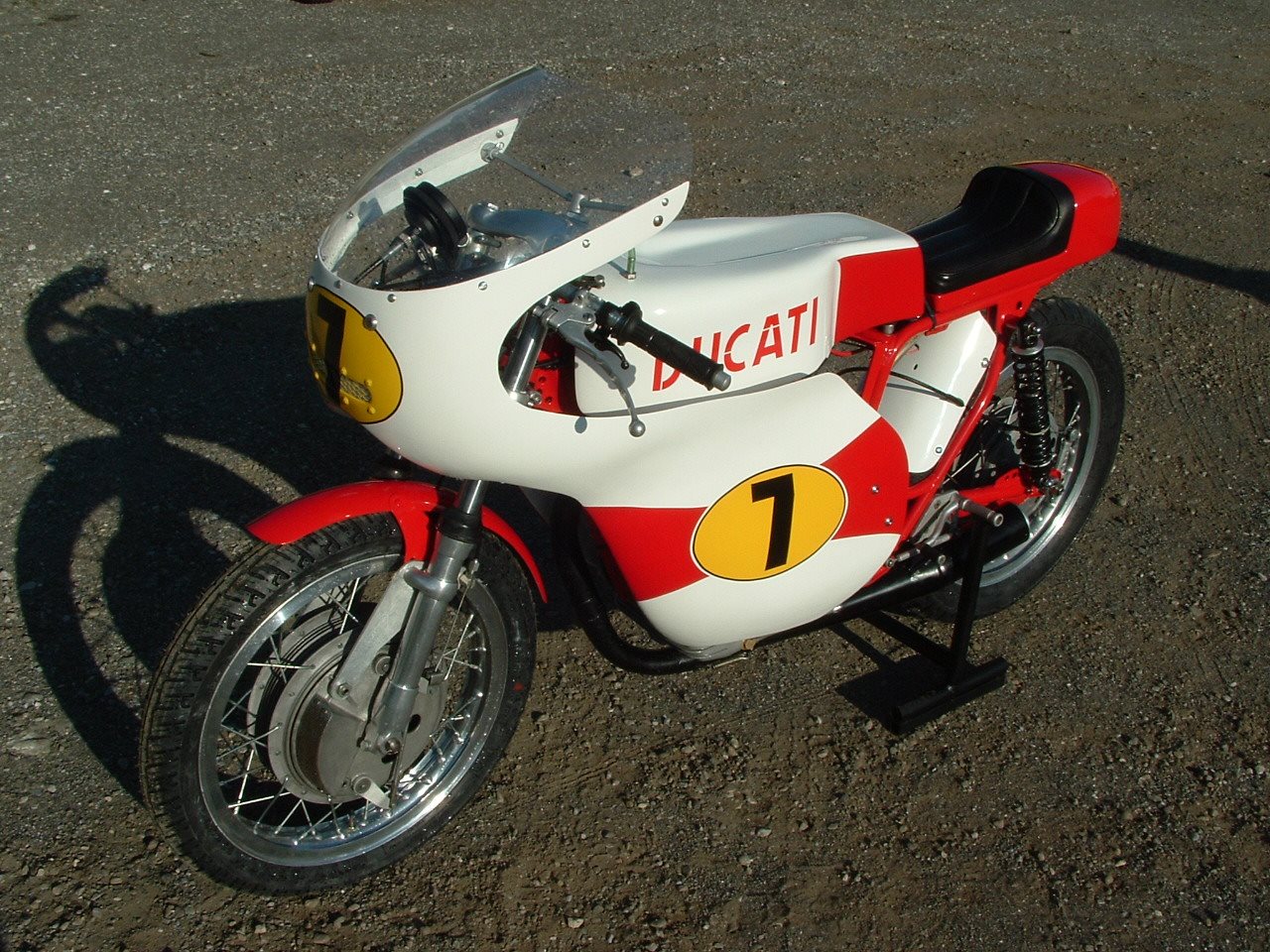 Motorrad Brandner Ducati umgebautes motorrad ducati 450 desmo von motorrad brandner Motorrad Brandner Ducati umgebautes motorrad ducati 450 desmo von motorrad brandner