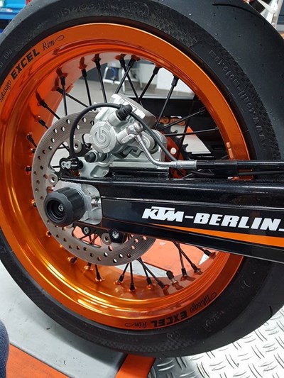 690 SMC R