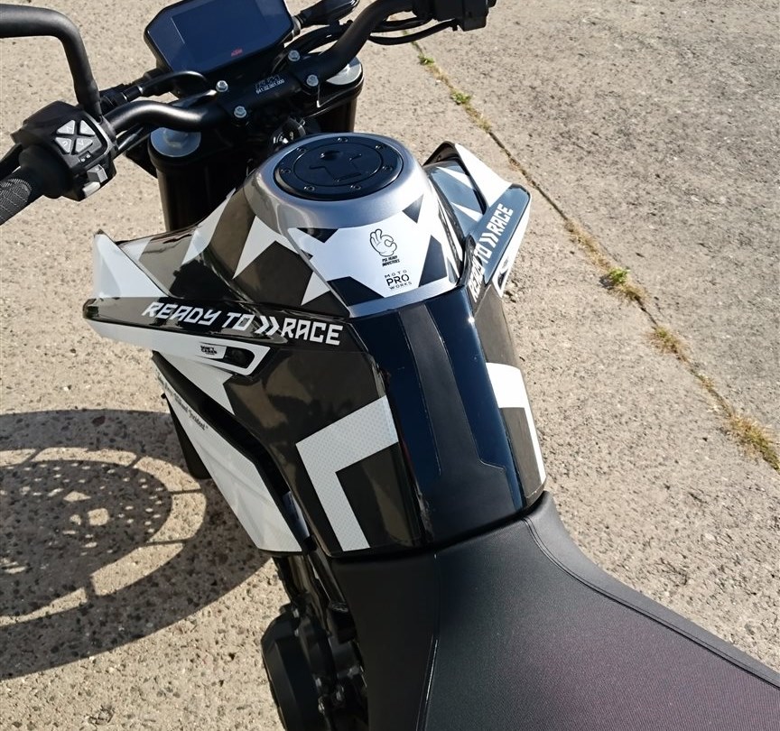 MOTORRAD