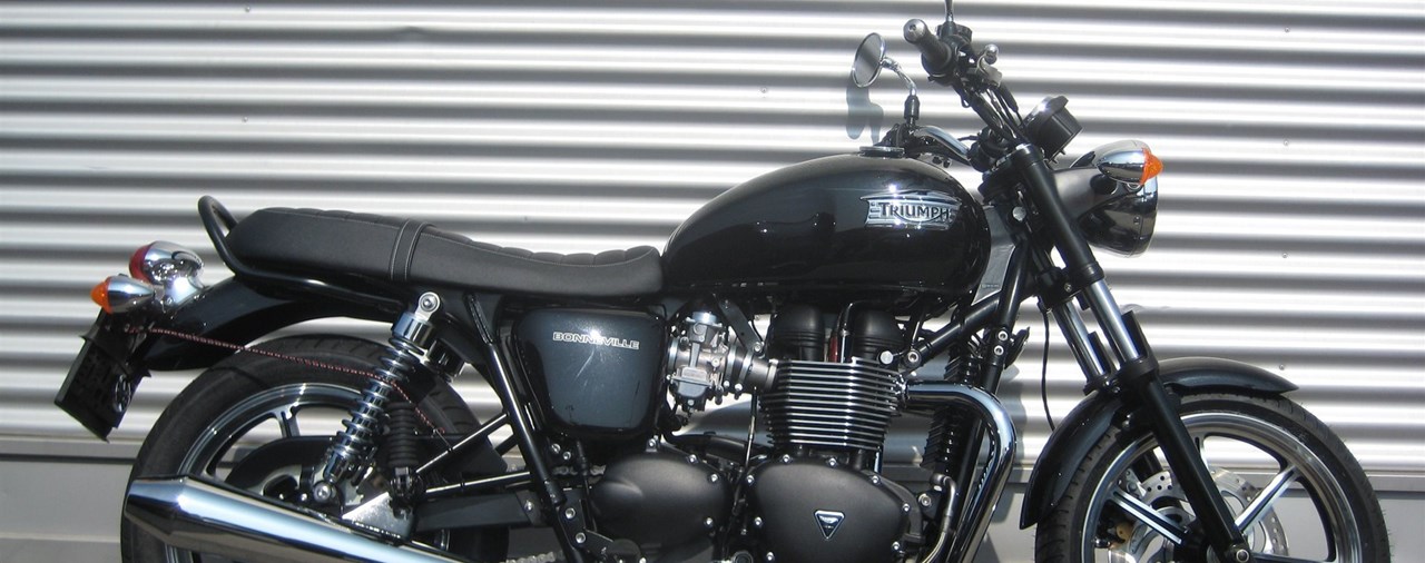 Triumph Classic Bonneville T100 Bonneville Se Thruxton Modellnews