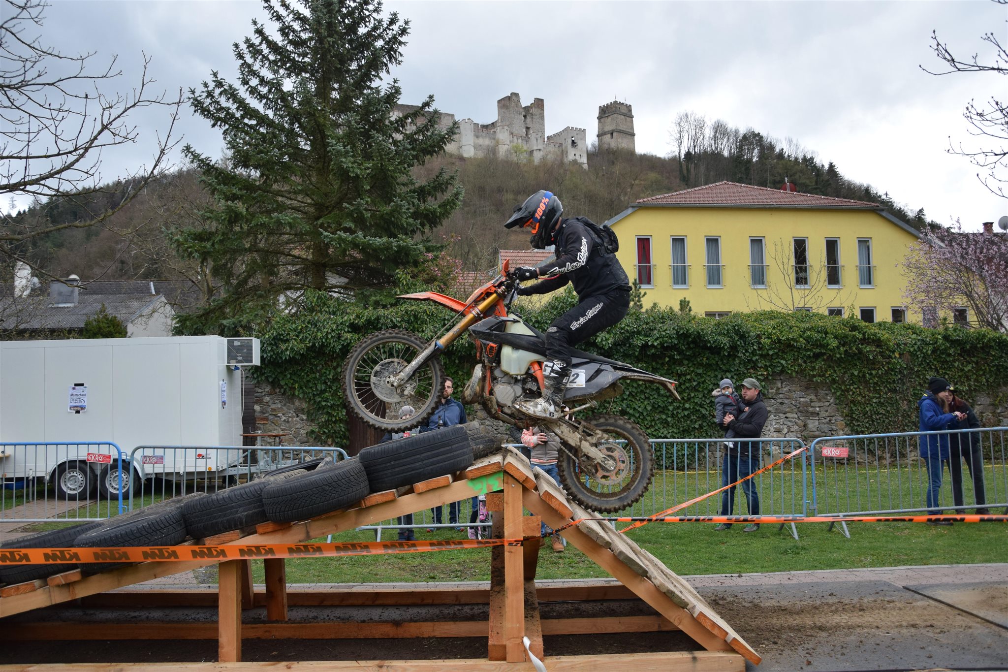 Rennbericht zum Enduro Rennen in Stang Kirchschlag Rennbericht zum Enduro Rennen in Stang Kirchschlag