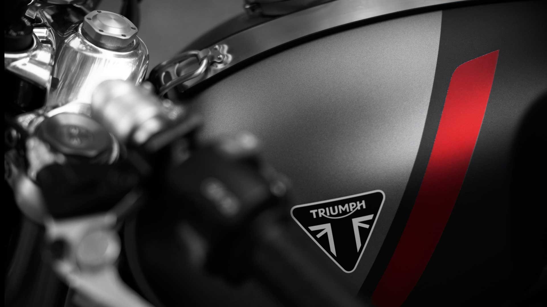 BRANDNEUE THRUXTON RS