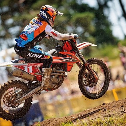 Rene Hofer - ADAC Youngster Cup Mölln ADAC Youngster Cup Mölln:Für die dritte Runde der ADAC MX Masters ging es nach Norddeutschland.In der Qualy hatte ich zu Beginn auf der leicht sandigen Strecke einen Abflug, konnte aber noch die 4. schnellste Zeit in meine...