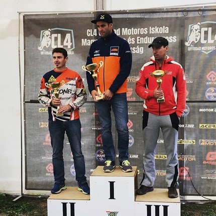 Mario Hirschmugl - Doppelsieg in Kaposvar Mario Hirschmugl siegt in Ungarn !Vergangenes Wochenende fand in Kaposvar/Ungarn das Finale zur Ungarischen Enduro Meisterschaft statt .Mit am Start der Kapfensteiner KTM Euro Motors Graz Pilot Mario Hirschmugl, welcher an...