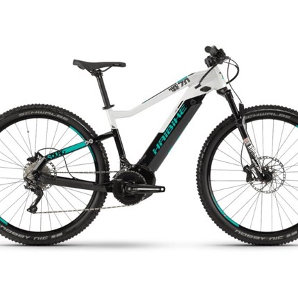 Haibike SDURO HardNine 7.0, schwarz/grau/türkis SDURO HardNine 7.020-Gang, Gr.M und L Rahmen: Aluminium 6061, Scheibenbremse Farbe: schwarz/grau/türkis Motor: Yamaha PW-System, 250W, 25km/h Display: Yamaha Side Switch Batterie: Yamaha InTube, 500Wh Ladegerät: Yamaha Sc...
