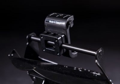 R/G Adapter zur Befestigung des Garmin-Halters an einer Querstange 790 Adventure Adapter zur Befestigung des Garmin-Halters an einer QuerstangeDer kleine Adapter ermöglicht die einfache Montage des Garmin-Halter an einem Navihalter mit Querstange. Der Halter ist geeignet für eine Querstange mit einen...