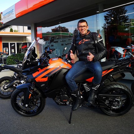 Fahrzeugübergabe KTM Wir wünschen viel Spaß mit der neuen KTM und stets eine GUTE FAHRT!!Motobike-Team, Bregenz