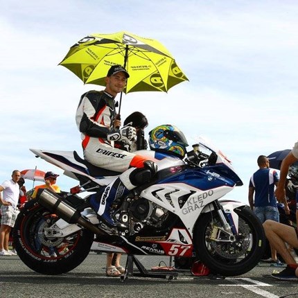 Martin Tritscher Martin Tritscher - Team Euro Motors Graz Martin startet mit seiner BMW S1000RR im Team Euro Motors Graz. Der erfahrene Superbike Pilot wird heuer wieder im Alpe Adria Championship und bei verschiedenen Rennen im In- und Au...