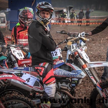 Markus Hirtl Markus Hirtl #39 - Team Euro Motors GrazDer Diesel Sport Athlet Markus wieder in der österreichischen MX2 Staatsmeisterschaft. Markus hat sich zusammen mit seinen Trainern und seiner KTM 250 SX-F perfekt vorbereitet und i...