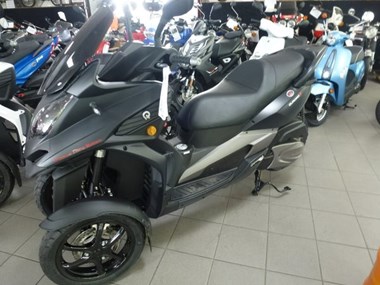 Gebrauchtmotorrad Quadro Quadro 3