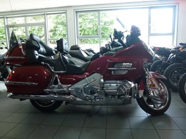 Gebrauchtmotorrad Honda GL 1800 Goldwing