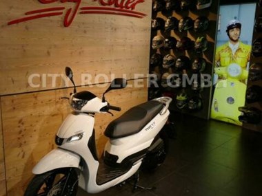 Gebrauchtmotorrad Aprilia SR 50 R