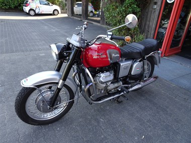 Gebrauchtmotorrad Moto Guzzi V7