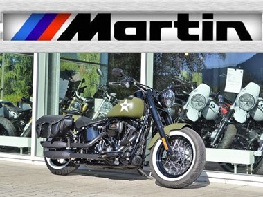 Gebrauchtmotorrad Harley-Davidson Softail Slim S