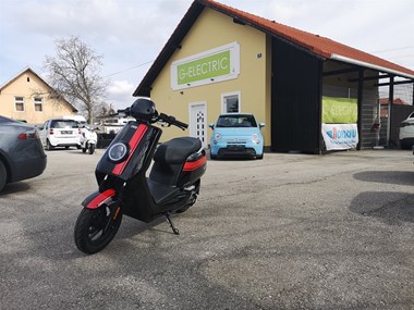 Gebrauchtmotorrad NIU NGT