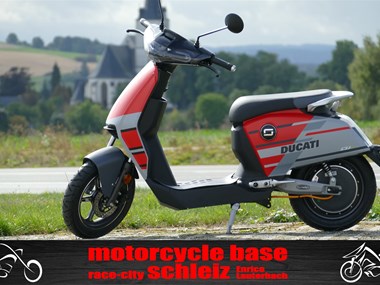 Neumotorrad Super Soco CUx