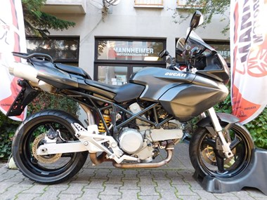 Gebrauchtmotorrad Ducati Multistrada 620 dark
