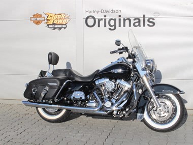 Gebrauchtmotorrad Harley-Davidson Road King Classic FLHRC