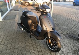 Neumotorrad Kymco Like 125 Neumotorrad Kymco Like 125