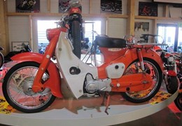 Gebrauchtmotorrad Honda C100 / C102 Gebrauchtmotorrad Honda C100 / C102