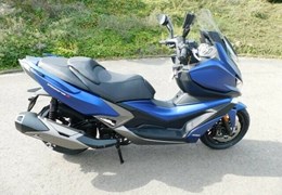 Neumotorrad Kymco Xciting 400i ABS Neumotorrad Kymco Xciting 400i ABS
