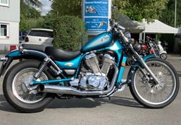 Gebrauchtmotorrad Suzuki Intruder VS 800 Gebrauchtmotorrad Suzuki Intruder VS 800