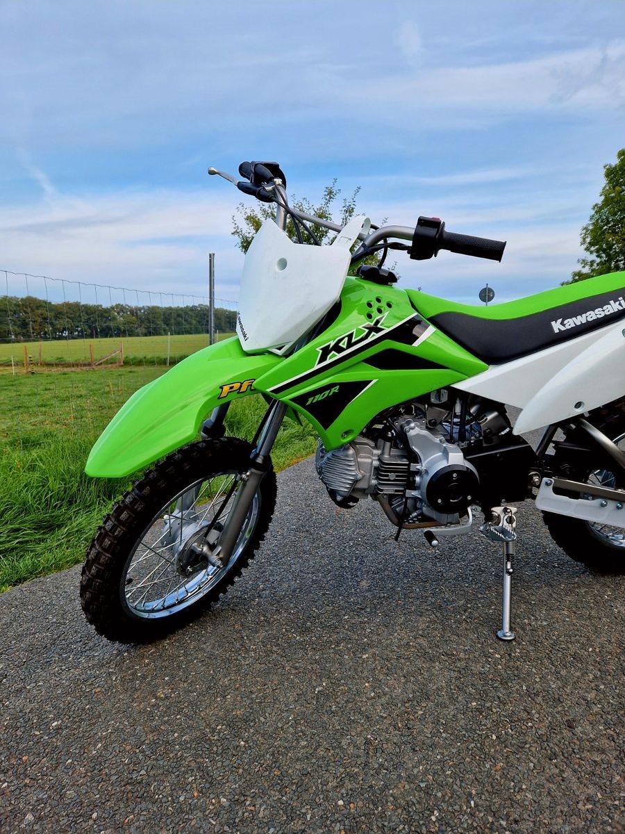 Motorrad Kawasaki KLX 110, Grün KLX110 PIT BIKE 2023, Baujahr 2023, 0