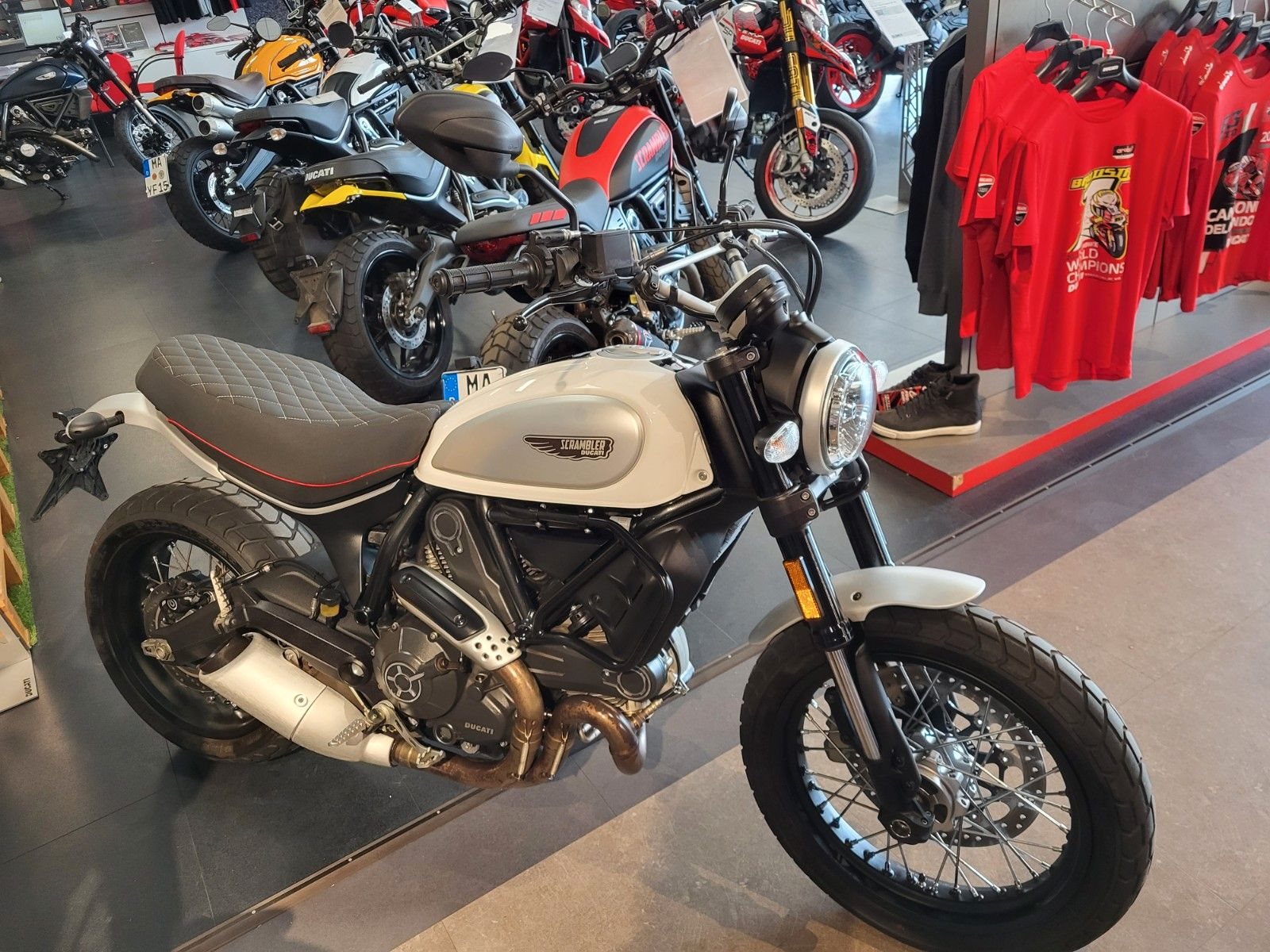 Gebrauchte ducati store scrambler