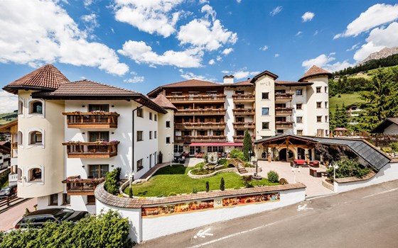 BMW Motorrad Test Ride Hotel Almhof Hotel Call - Bild 1