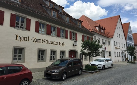 Hotel "Zum Schwarzen Ross" - Bild 1 Hotel "Zum Schwarzen Ross" - Bild 1