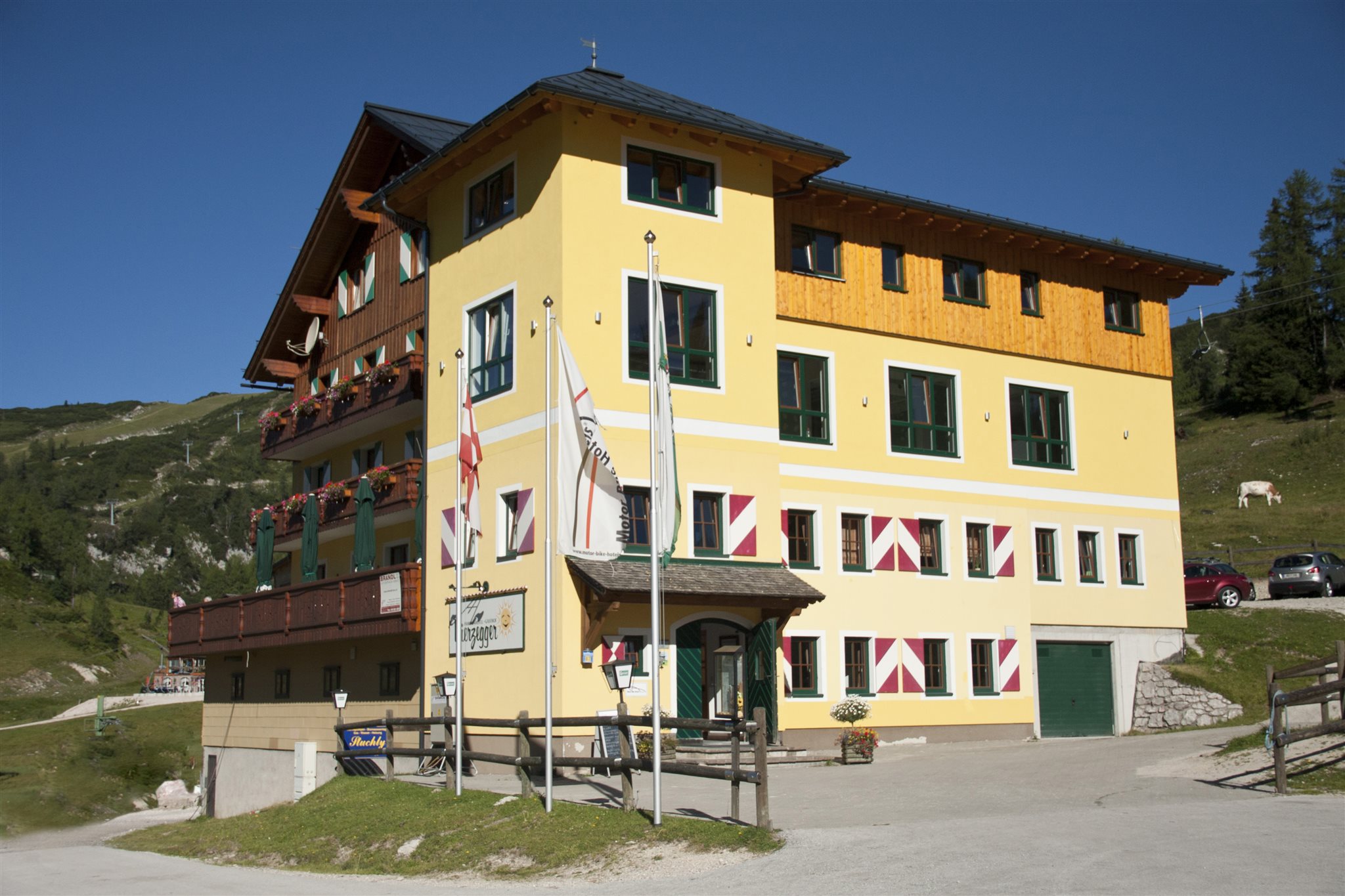Motorrad Hotel MoHo Almhotel & Genussgasthof Hierzegger