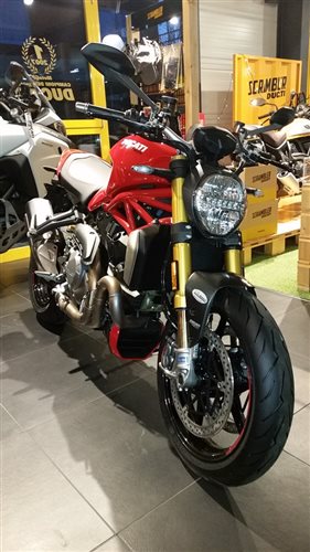 Monster_1200S